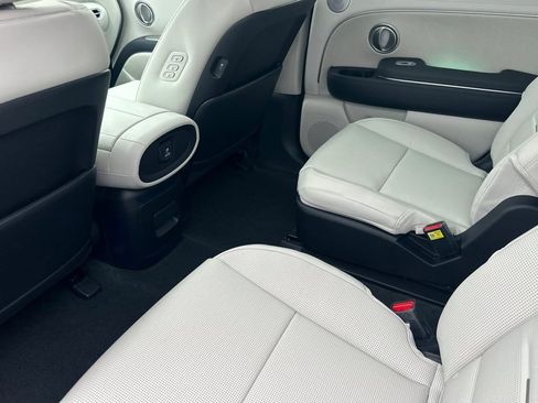 New 2026 Hyundai Palisade Calligraphy image 9