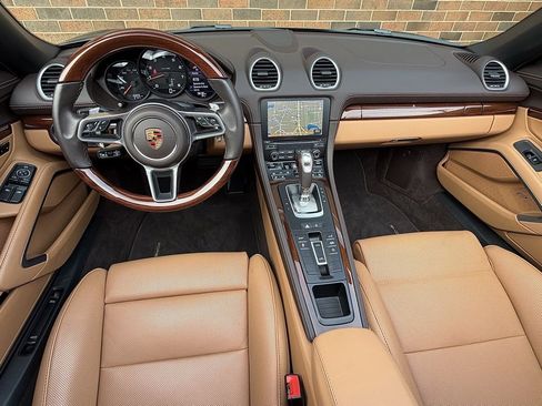 Certified 2022 Porsche 718 Boxster image 13