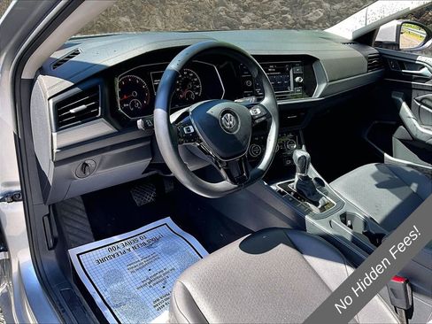 Used 2019 Volkswagen Jetta R-Line FWD image 11