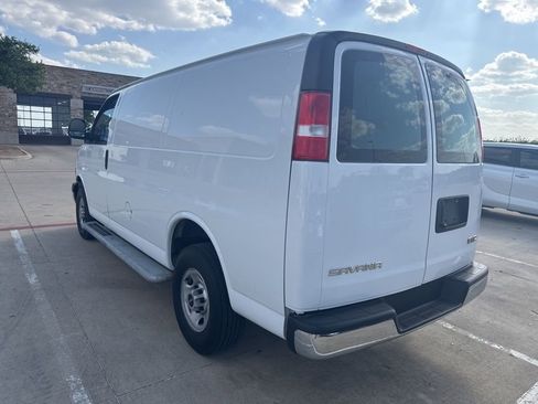 Used 2024 GMC Savana 2500 w/ Driver Convenience Package image 13
