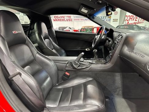 Used 2008 Chevrolet Corvette Z06 w/ Preferred Equipment Group RWD image 11