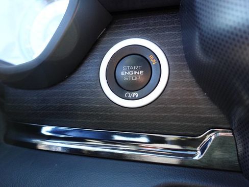 Used 2022 RAM 1500 Limited image 61