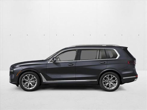 New 2027 BMW X7 xDrive40i w/ M Sport Package AWD/4WD image 3