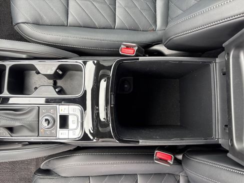 Used 2025 Kia Telluride SX Prestige X-Pro AWD/4WD image 26