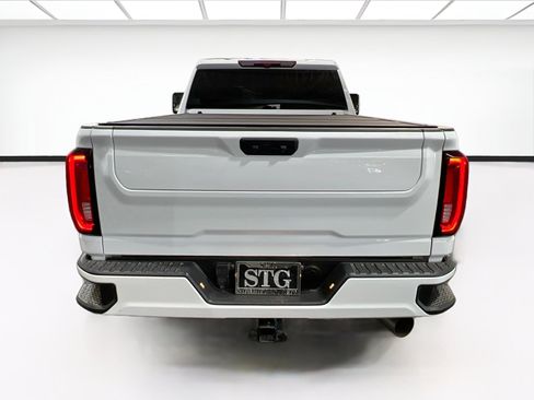 Used 2022 GMC Sierra 2500 AT4 AWD/4WD image 5