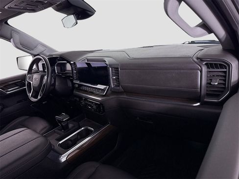 Certified 2023 Chevrolet Silverado 1500 RST image 23