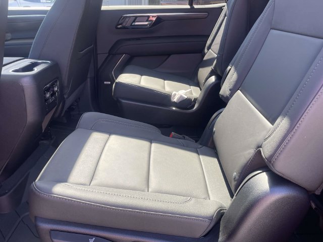 New 2027 Chevrolet Tahoe Z71 w/ Comfort Package AWD/4WD image 10