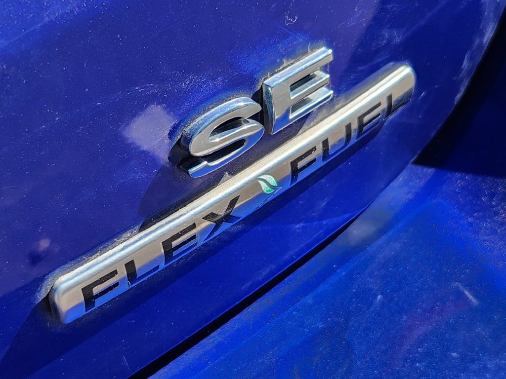 Used 2015 Ford Focus SE w/ Equipment Group 201A FWD image 8