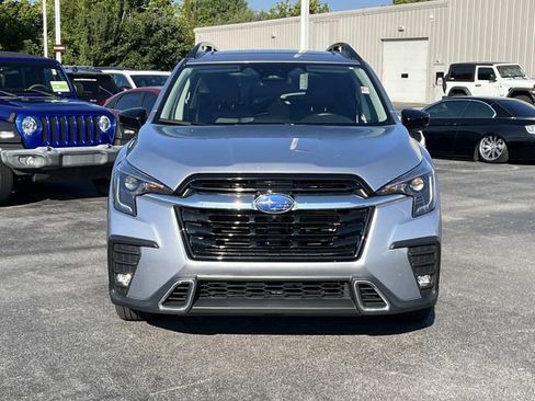 Used 2024 Subaru Ascent Touring AWD/4WD image 8