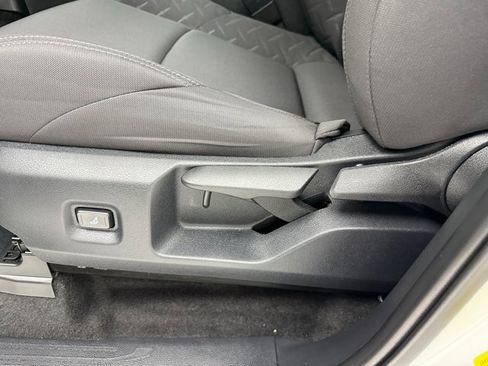 Used 2025 Toyota Tacoma SR5 image 26