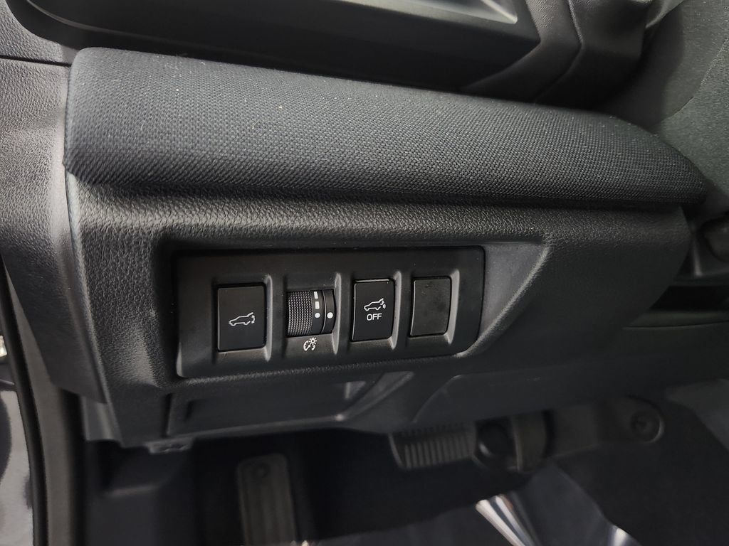 Used 2022 Subaru Outback Premium AWD/4WD image 23