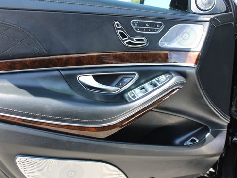 Used 2016 Mercedes-Benz Maybach S 600 image 20