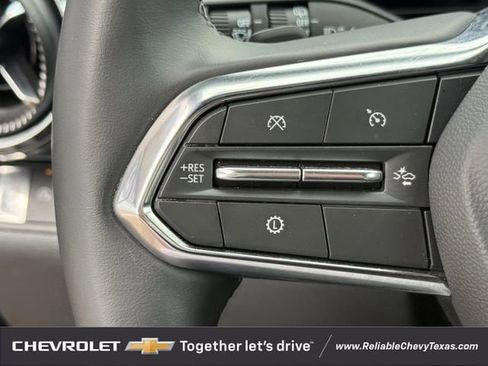 Used 2026 Chevrolet Equinox LT FWD image 14