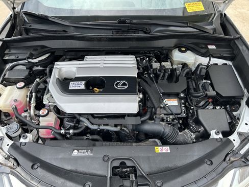 Used 2019 Lexus UX 250h w/ Premium Package AWD/4WD image 12