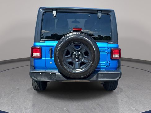 Used 2023 Jeep Wrangler Sport AWD/4WD image 6