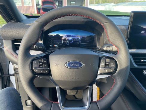 New 2026 Ford Explorer ST-Line AWD/4WD image 15