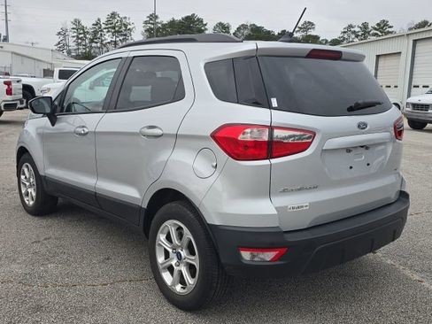 Used 2021 Ford EcoSport SE image 3