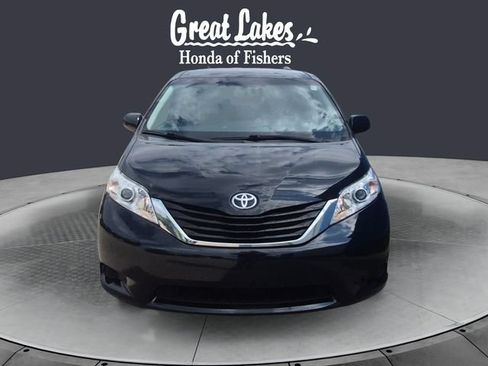 Used 2015 Toyota Sienna LE FWD image 8