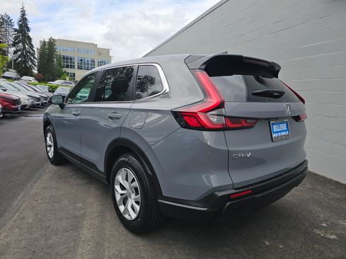 Used 2025 Honda CR-V LX image 5