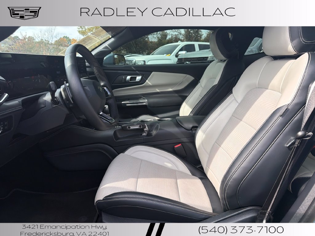 Used 2024 Ford Mustang GT Premium w/ GT Performance Package RWD image 3