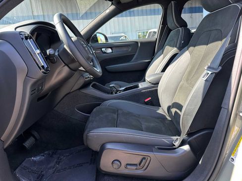Certified 2023 Volvo XC40 Recharge Ultimate AWD/4WD image 20