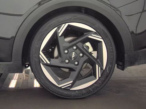 Used 2025 Kia K4 EX FWD image 15