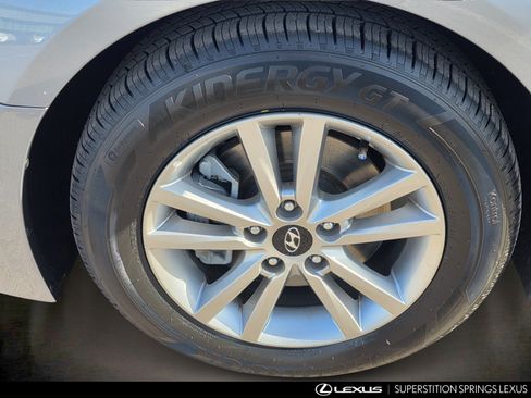 Used 2016 Hyundai Sonata SE image 9