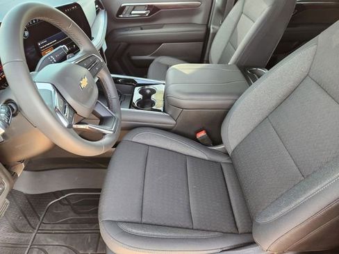 New 2026 Chevrolet Suburban LS w/ LPO, Dark Essentials Package RWD image 11