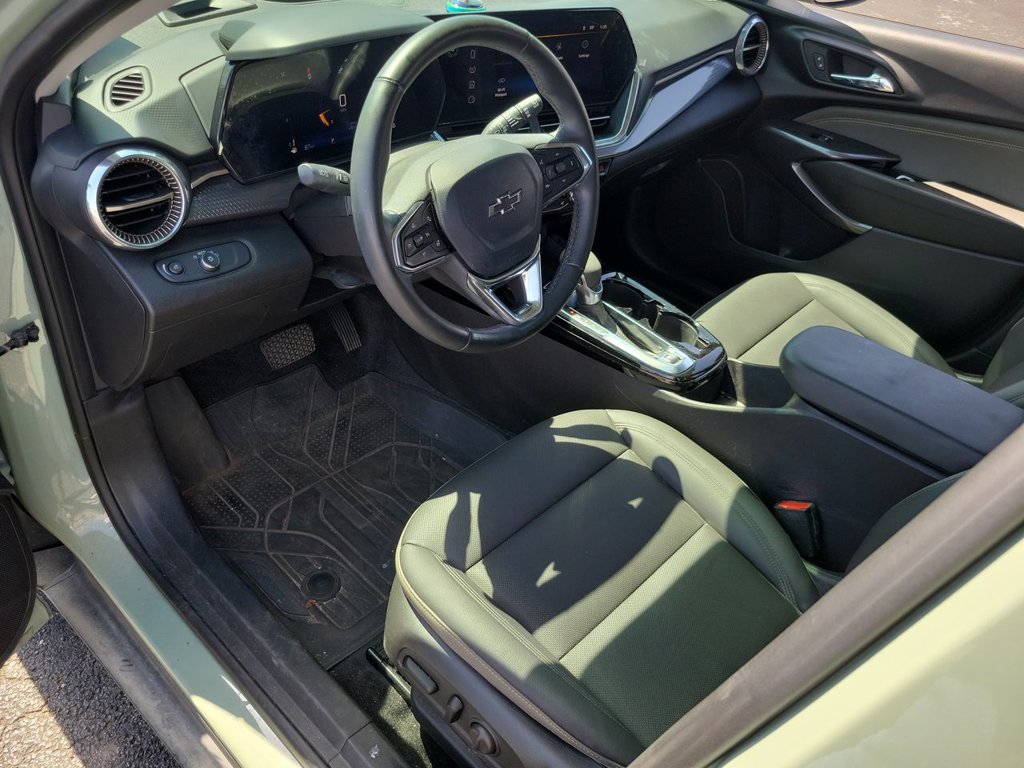 Certified 2024 Chevrolet Trax ACTIV w/ Sunroof Package FWD image 10