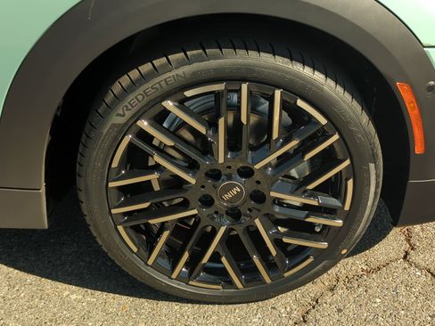 Used 2025 MINI Cooper S image 13