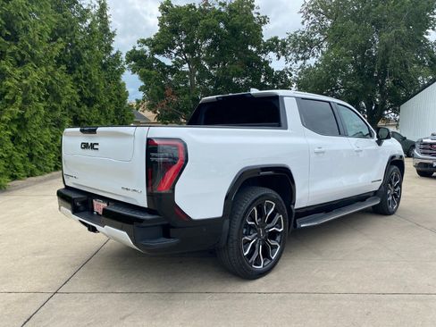 New 2025 GMC Sierra EV Denali image 34