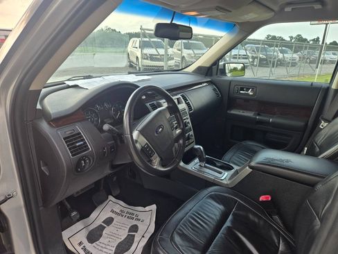 Used 2009 Ford Flex SEL FWD image 12