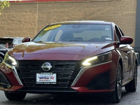 Used 2023 Nissan Altima 2.5 SV w/ SV Premium Package FWD image 31