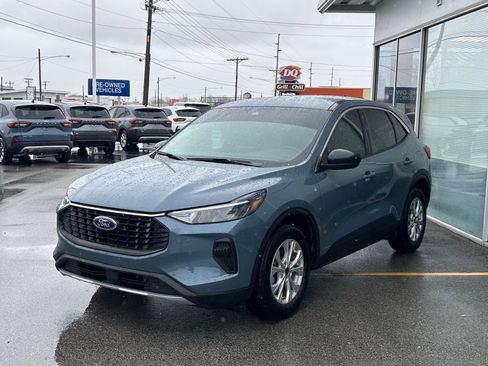 Used 2023 Ford Escape Active image 3