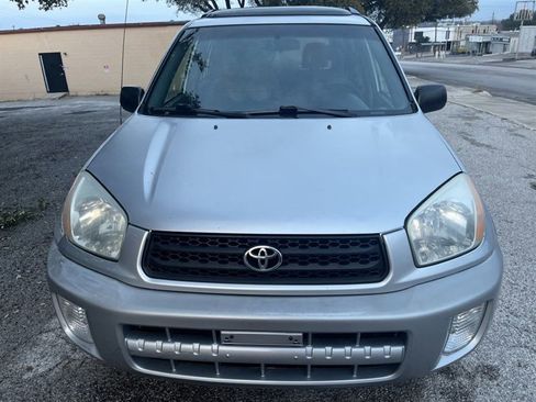 Used 2002 Toyota RAV4 LE image 4