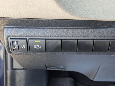 Used 2024 Toyota Corolla LE image 16