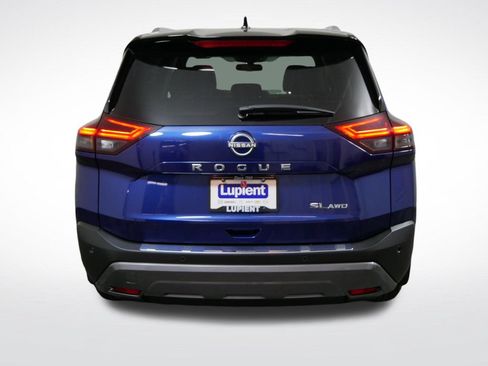 Used 2023 Nissan Rogue SL AWD/4WD image 4