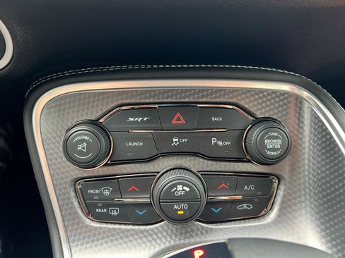 Used 2016 Dodge Challenger SRT Hellcat image 20