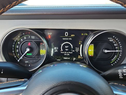 Used 2022 Jeep Wrangler Unlimited Sahara image 20