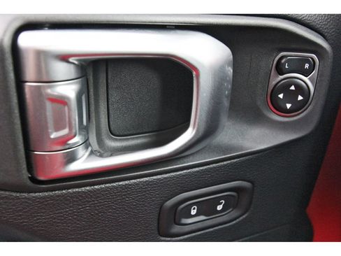 Used 2019 Jeep Wrangler Unlimited Rubicon AWD/4WD image 22