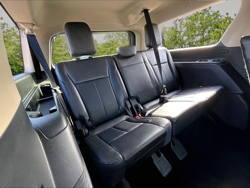 Used 2022 Ford Expedition Max XLT image 28