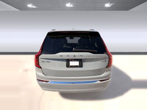 New 2026 Volvo XC90 B6 Ultra w/ Protection Package AWD/4WD image 10
