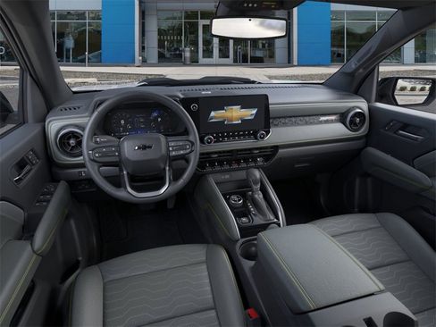 New 2026 Chevrolet Colorado ZR2 w/ Technology Package image 15