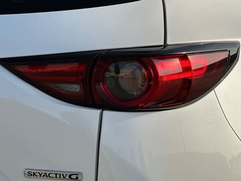 Used 2021 MAZDA CX-5 Signature image 37