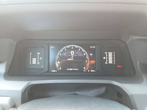 Used 2026 Toyota Tacoma SR5 AWD/4WD image 15