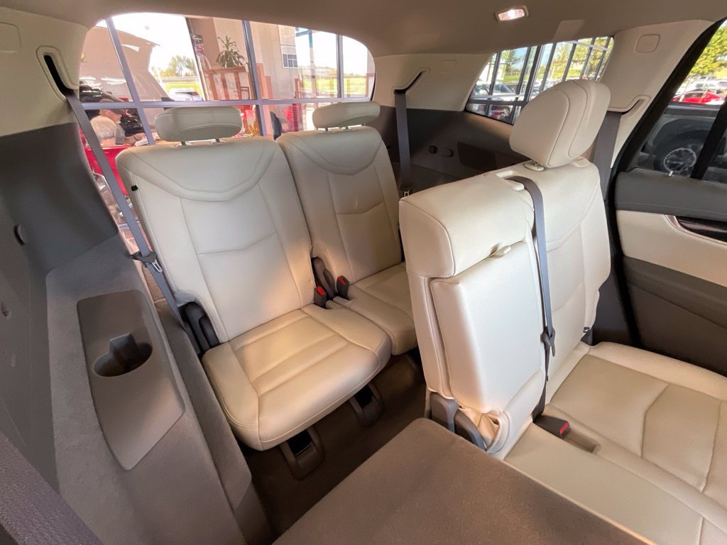 Used 2021 Cadillac XT6 Premium Luxury AWD/4WD image 22