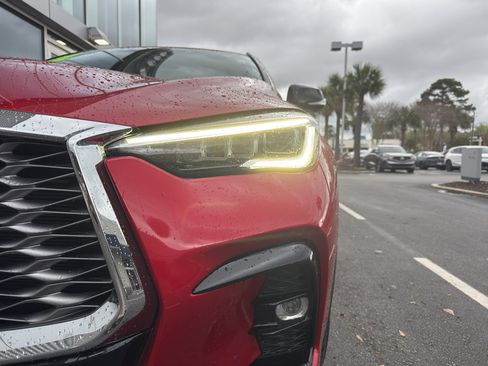 Used 2023 INFINITI QX55 Essential image 9