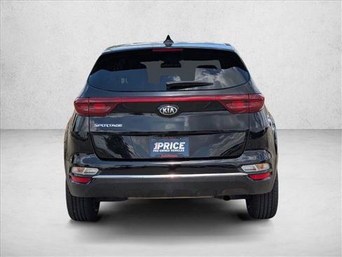 Used 2020 Kia Sportage LX image 7