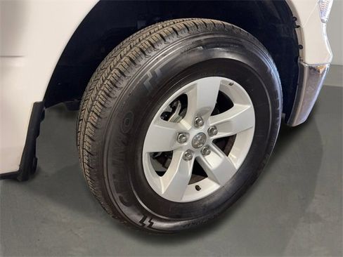 Used 2023 RAM 1500 Classic SLT w/ Trailer & Traction Group image 10