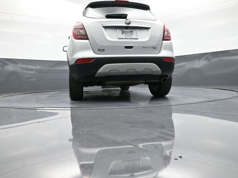 Used 2022 Buick Encore Preferred w/ Safety Package image 30